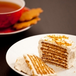 Gingerbread Ripple Cake