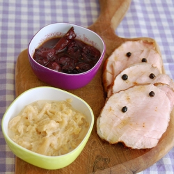 Roast pork with Apple- Grape sauce