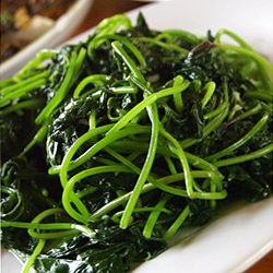 Chinese Stir-Fried Spinach