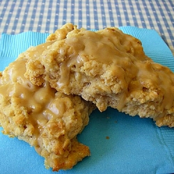 Toasted Oatmeal Maple Scones