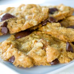 Mint Choco Chip Oatmeal Cookies