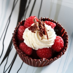 Chocolate Cups with Raspberries