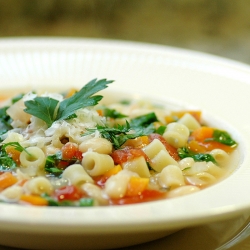 Spinach, Pasta e Fagioli Soup