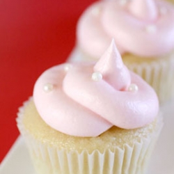 Gluten Free Pink Champagne Cupcakes