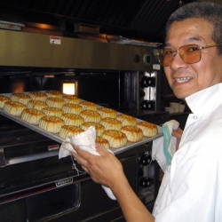 Ming’s Chefs Making Mooncakes