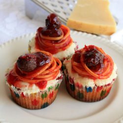 Spaghetti Meatball Cupcakes!