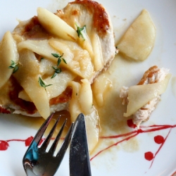 Pork Chops with Whiskied Pears