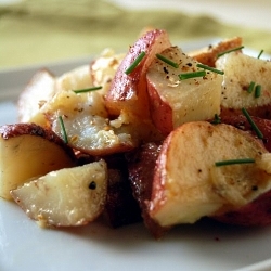 Garlicky Roasted Potatoes