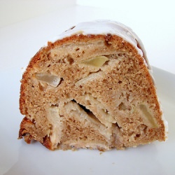 Apple-Cinnamon Bundt Cake