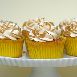 Banana Caramel Cupcakes