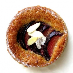 Roasted Plum & Brown Sugar Cakes