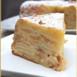 Apple and Amaretti Cake