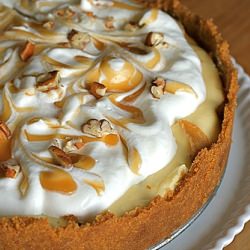 Caramel Apple Cheesecake Pie