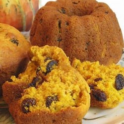 Pumpkin Raisin Muffins