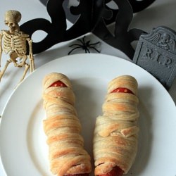 Scary Mummy Hot Dogs