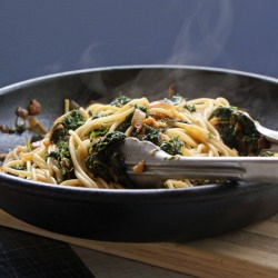 Spaghetti with Braised Kale