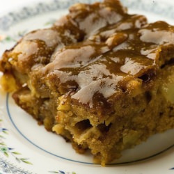 Caramel Apple Cake