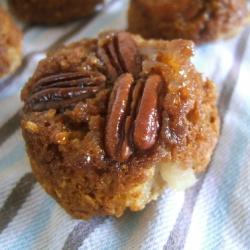 Apple Pecan Muffins