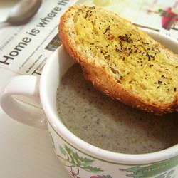 Cream of Mushroom & Garlic Bread