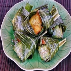 Thai Chicken in Pandanus Leaves