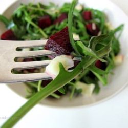 Beetroot Rocket Salad with Brie