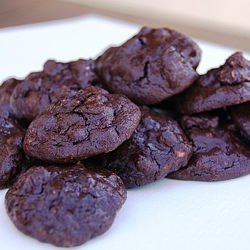 Chocolate Flourless Cookie