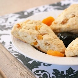 Apricot Ginger Scones