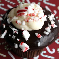 Peppermint Bark Cupcake