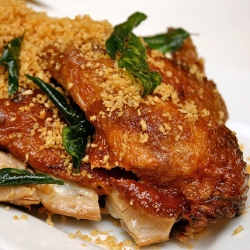 Deep-fried Chicken with Garlic