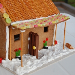 DB: Gingerbread House