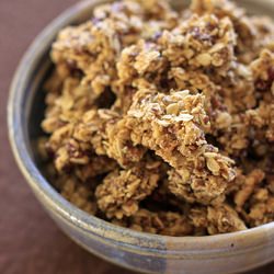 Maple Granola with Flax Seeds