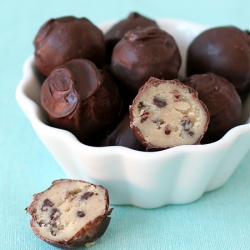 Chocolate Chip Cookie Dough Truffle