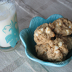 White Peanut Butter Oat Chippers