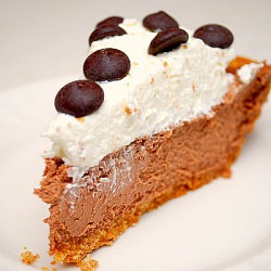 Low & Lush Chocolate Cheesecake