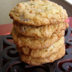 Chocolate Chip Macaroon Cookies