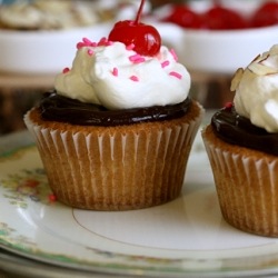 Hot Fudge Sundae Cupcakes