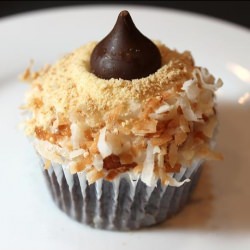 S’mores Coconut Cupcake