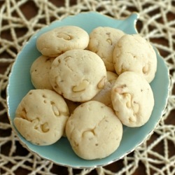 Pine Nut & Anise Cookies