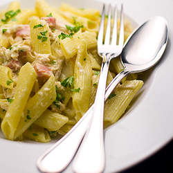 Chicken, Ham & Cheese Pasta