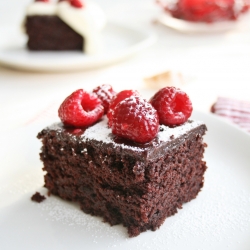 Eggless Chocolate Cake