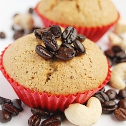 Coffee and Cashew Cupcakes