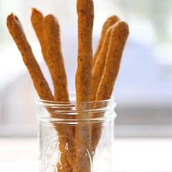 Whole Grain Carrot & Cheese Cracker