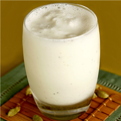 Sweet Lassi (Indian Yogurt Drink)