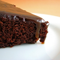 Chocolate Rum Raisin Cake