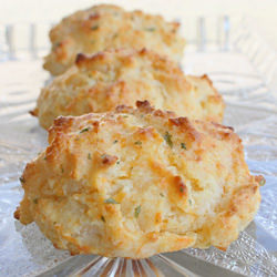 Cheddar Bay Biscuits