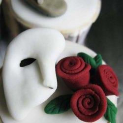 Phantom of the Opera Cupcakes