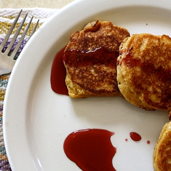 Cornmeal Molasses Pancakes