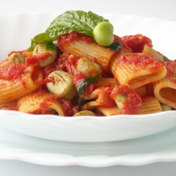 Pasta with Broad Beans and Pepper