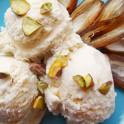 Machine-free Honey Ice-Cream