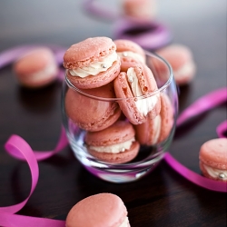 Pearl of the Sea Macarons